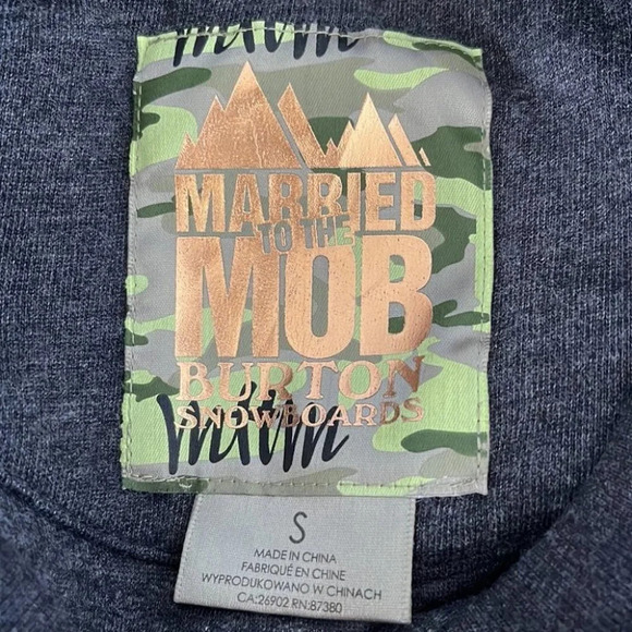 MARRIED TO THE MOB + BURTON Collab Quilted Crewneck Sweatshirt Grey Gold Size S - Picture 9 of 13